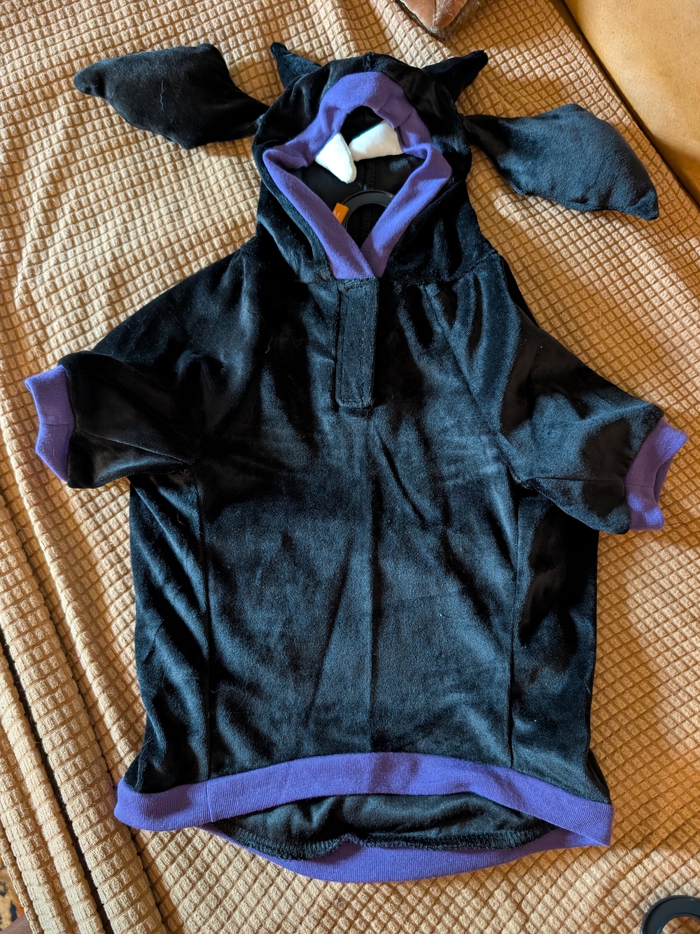 NWT Plush Dog Halloween Hoodie w/ Bat Ear & Fang Details